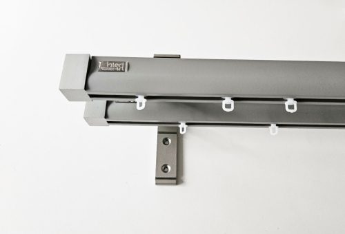 Novum greige színű 2 sínes alumínium profilkarnis - 100 cm