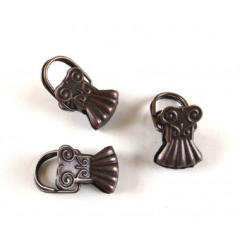 CSIPESZEK, FÜGGÖNYKARIKÁK, KAMPÓK, CSÚSZKÁK